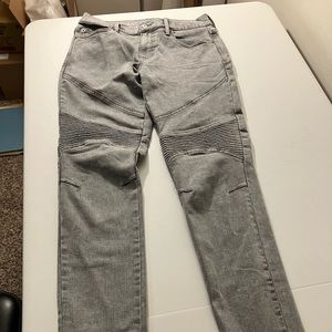 Arizona advanced flex 360 boys size 29x32 skinny used but like new condition